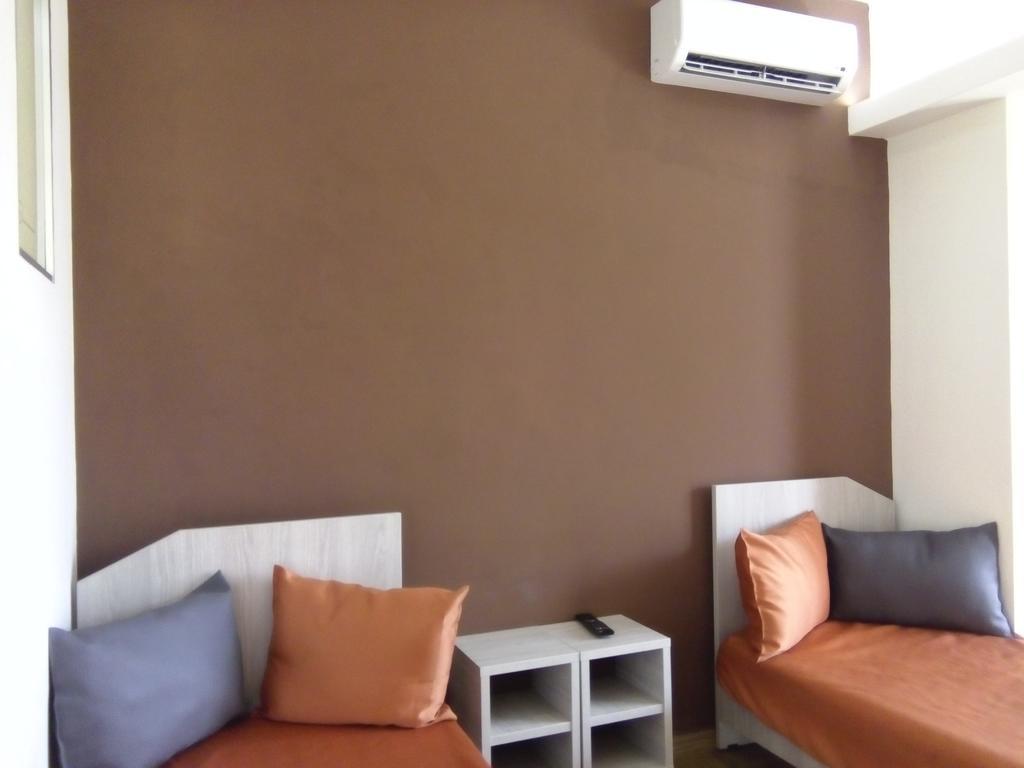 Karavos Hotel Apartments Archangelos  Zimmer foto